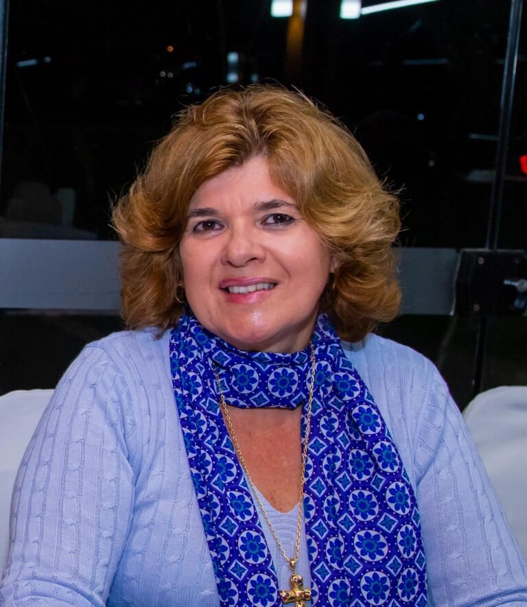 Marilia Aparecida R. Gallo